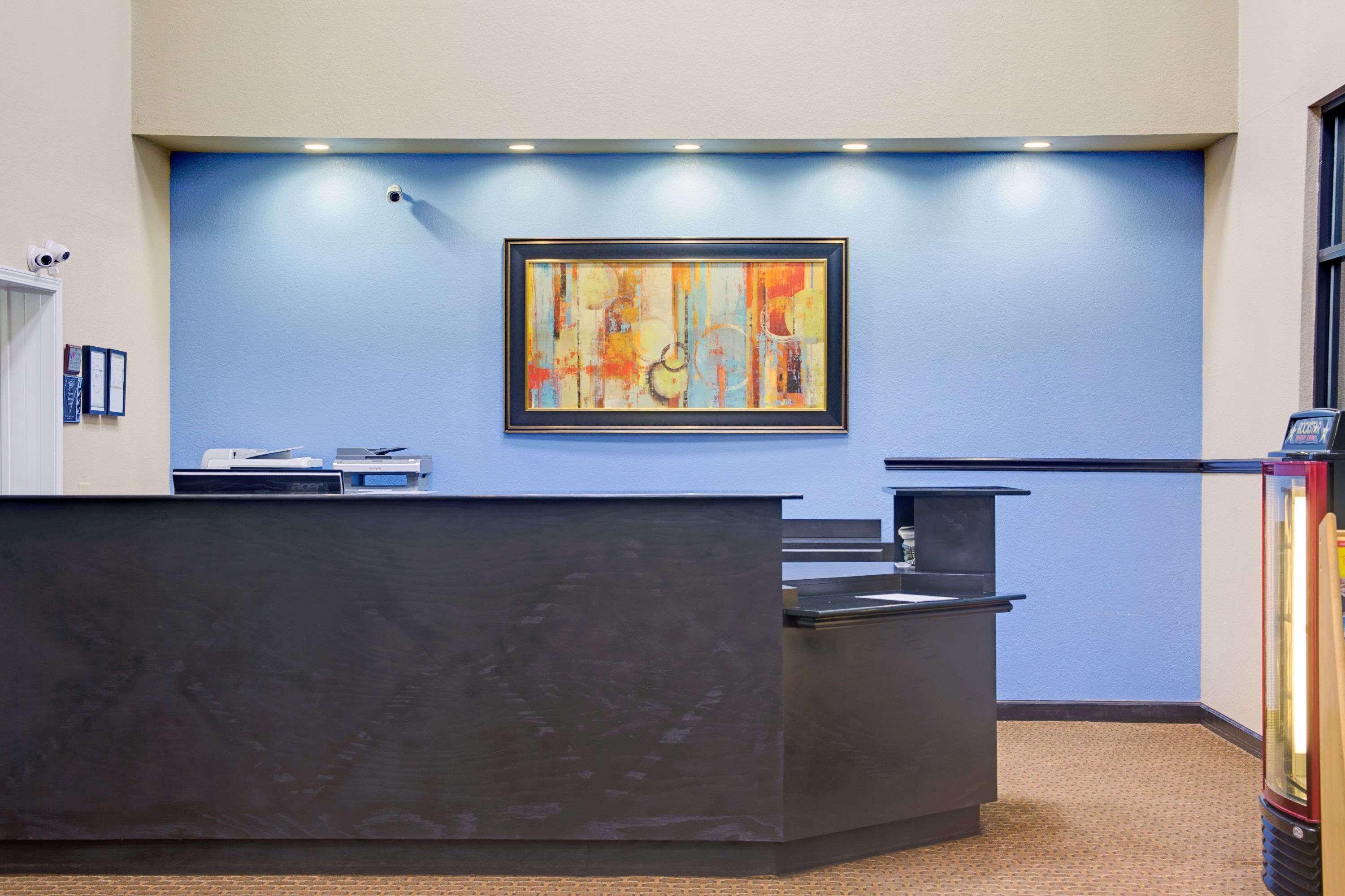 Days Inn By Wyndham Lawrenceville Εξωτερικό φωτογραφία
